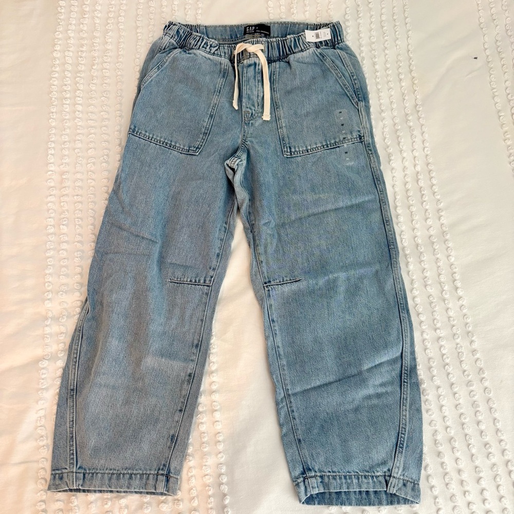 NWT Gap Women’s Pull-On Barrel Jeans